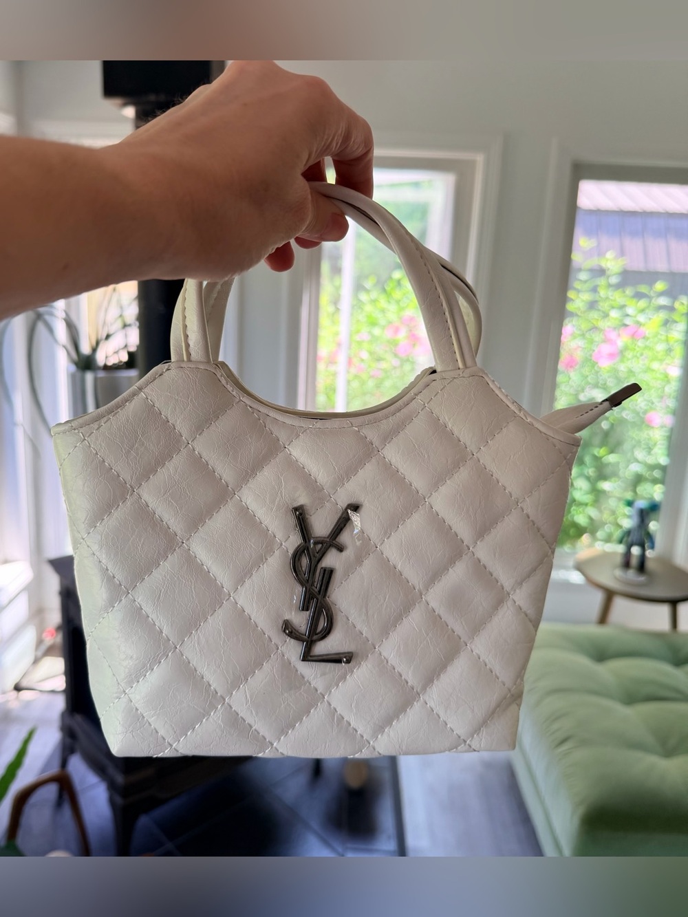 NEW SEALED Source Unknown YSL White PU Leather Niki Medium Tufo Classic Handbag - Picture 4 of 15